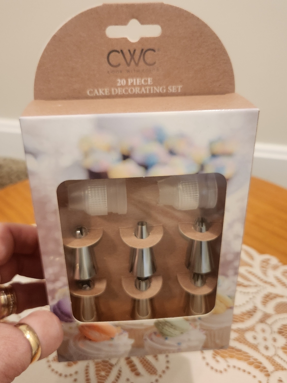 CWC 20 Piece Cake Decorating Set NEW IN PACKAGE - Picture 5 of 6